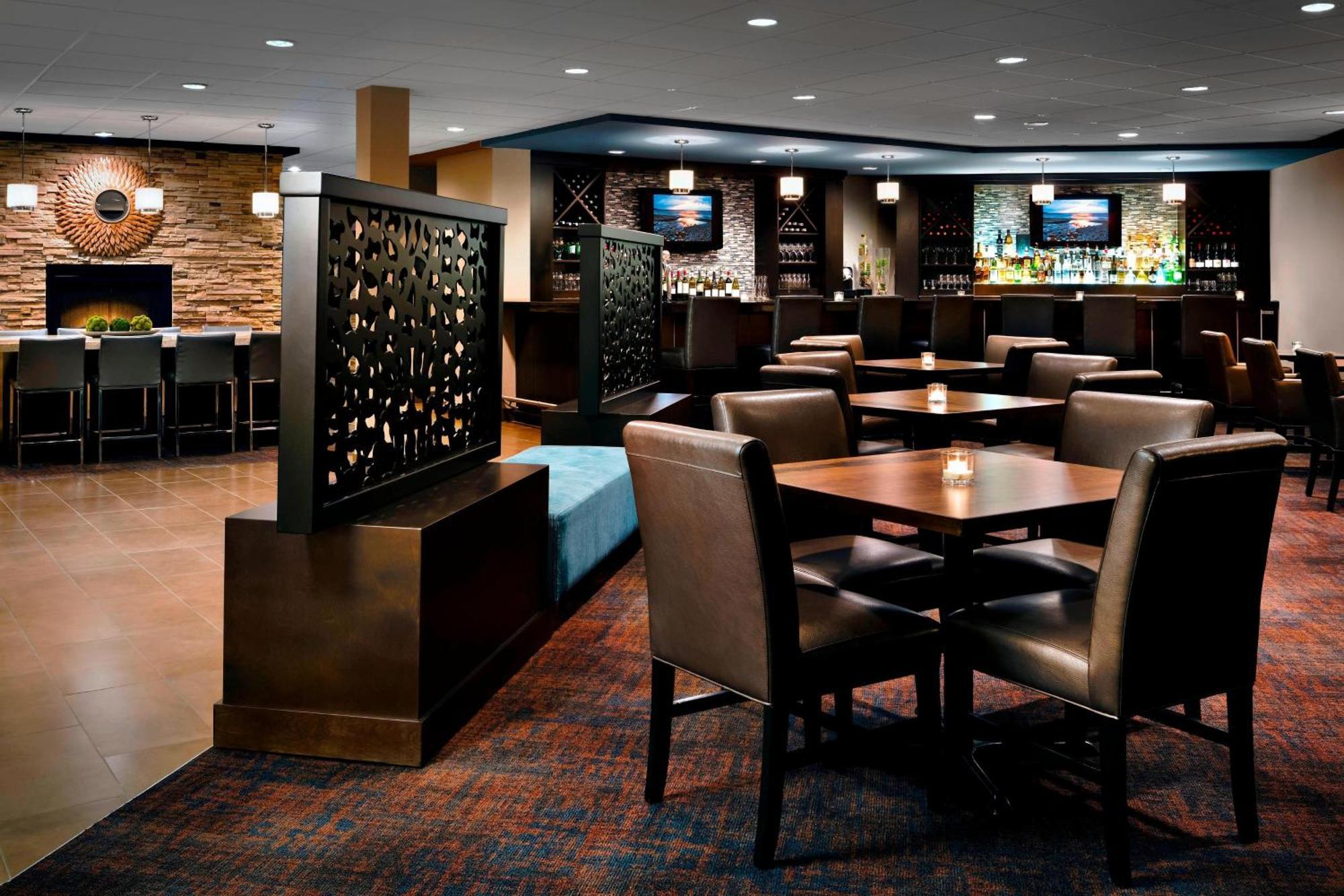 Delta Hotels By Marriott Sault Ste. Marie Waterfront Dış mekan fotoğraf